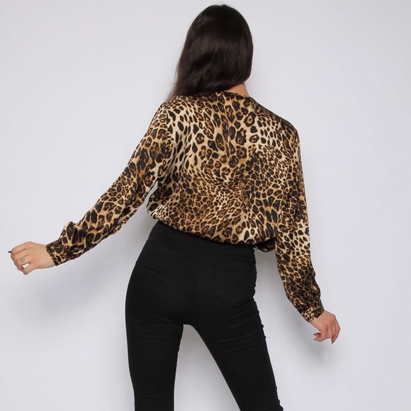 Wrap front Leopard Print Bodysuit - Picture 2 of 4